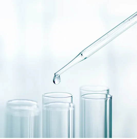 Pipet dan peralatan laboratorium